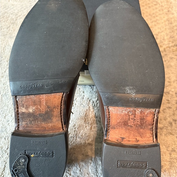 Allen Edmonds Kenilworth Plain Toe Blucher - Men\'s Size 8.5D main image 2